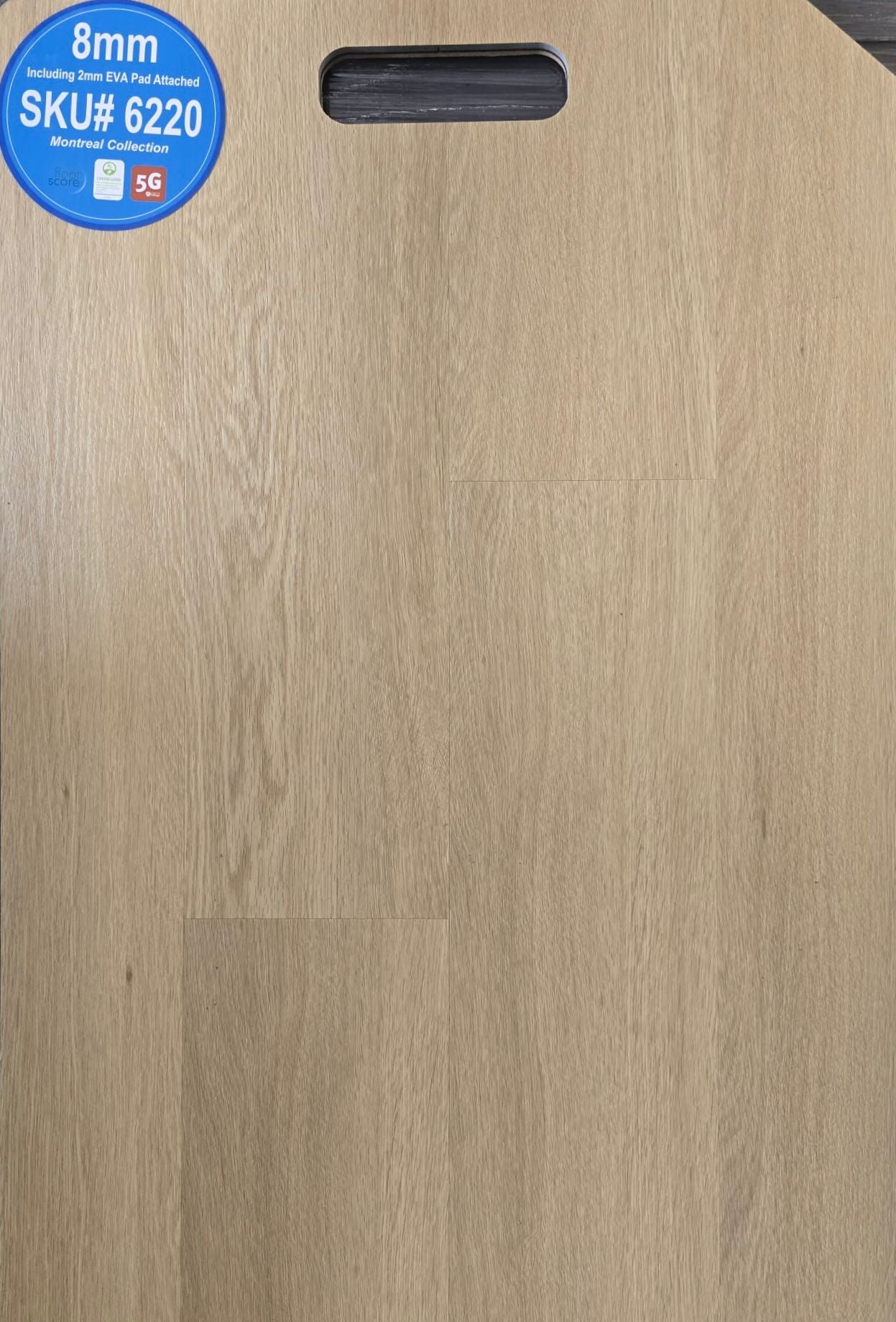 A close up showing the textures and colours of 6220 - Riche Vinyl 8mm Montreal Collection.