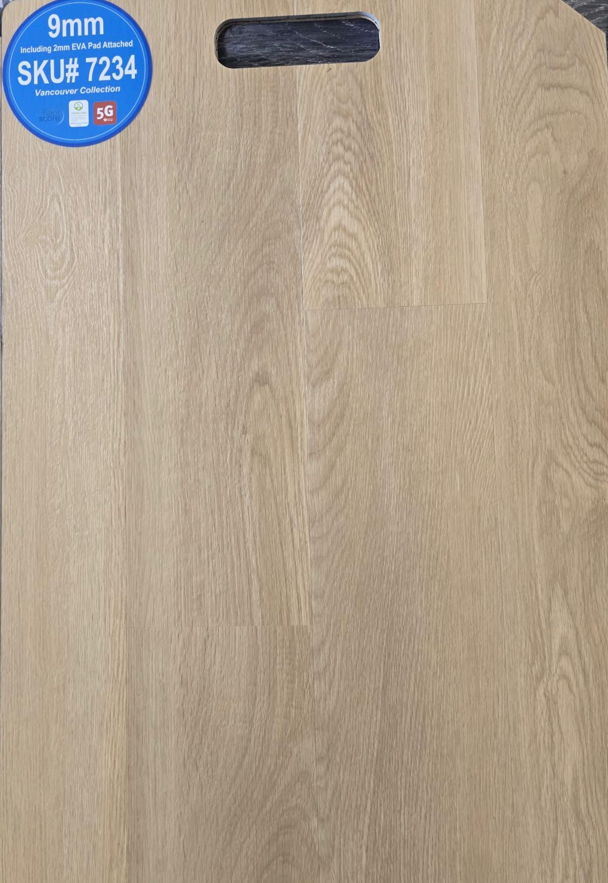 A close up showing the textures and colours of 7234 - Riche Vinyl 9mm Vancouver Collection.