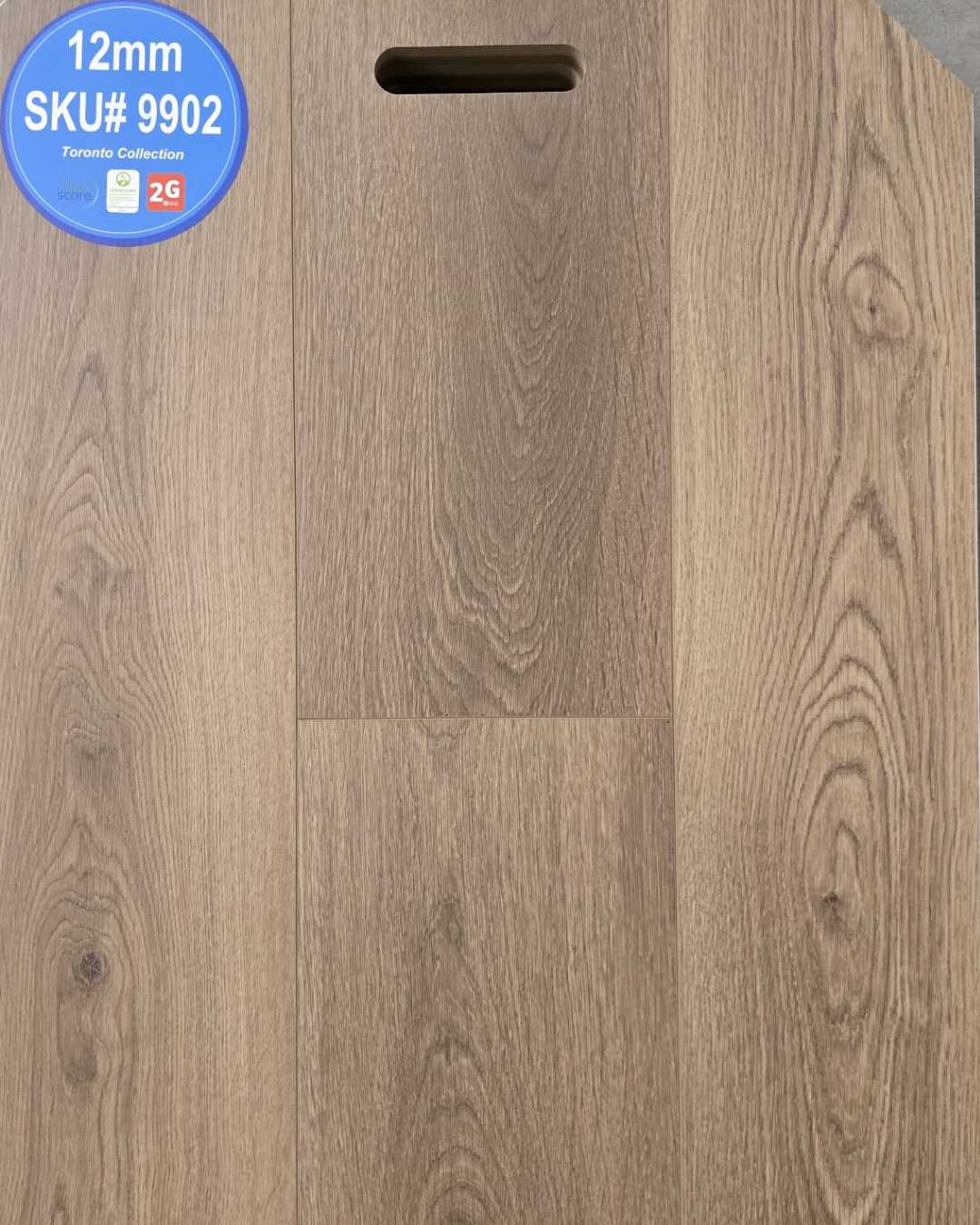 9902 - Riche Laminate 12mm Toronto Collection