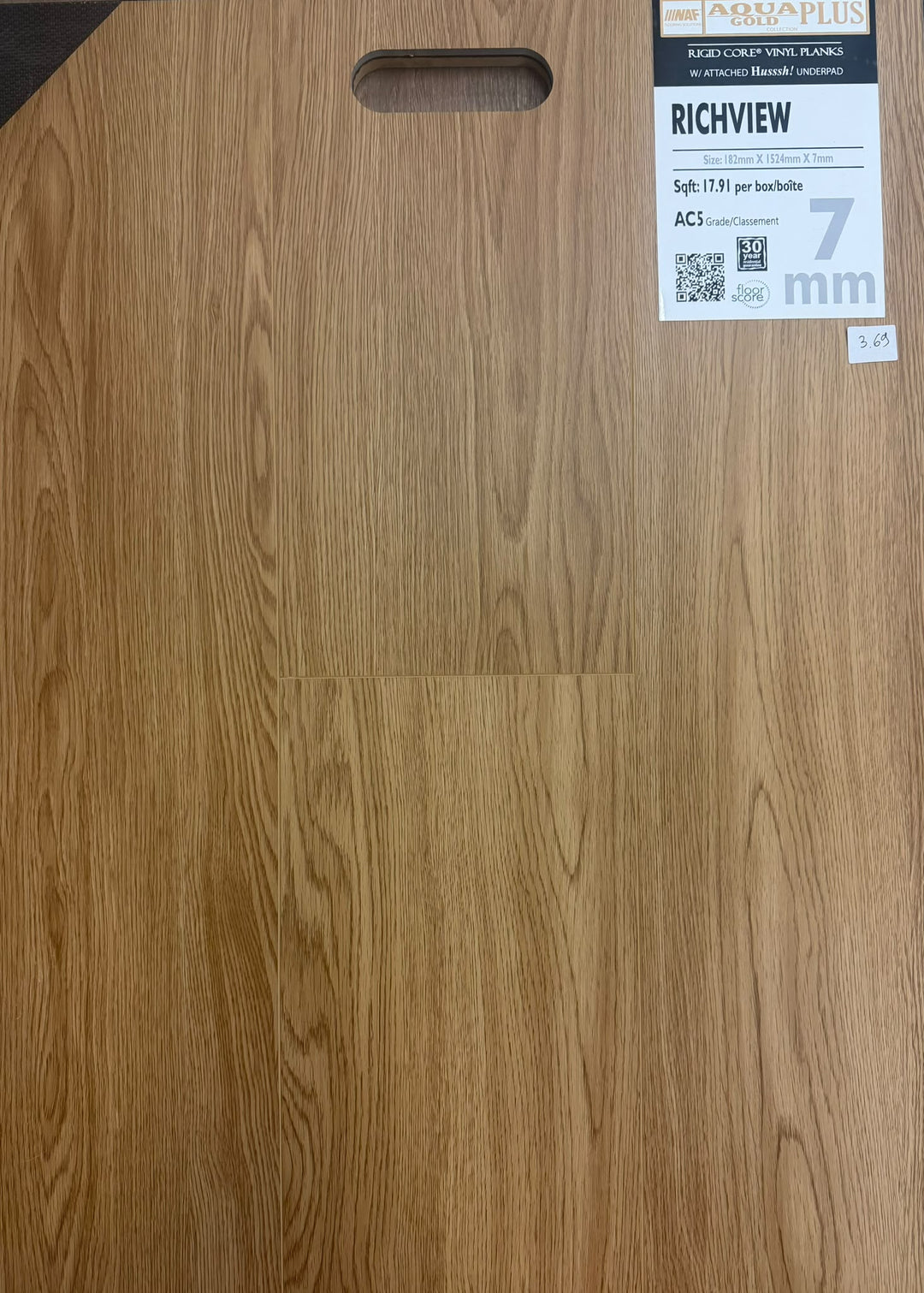RICHVIEW - AQUAPLUS Gold 7mm SPC Vinyl Flooring
