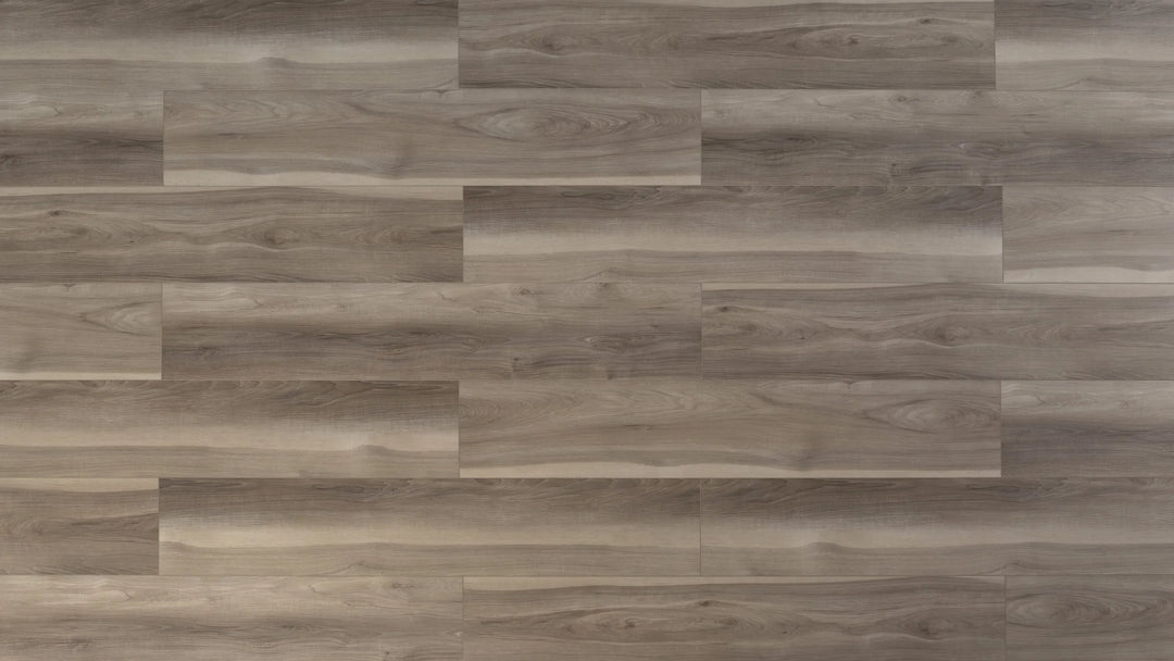 Patterned wooden floor tile