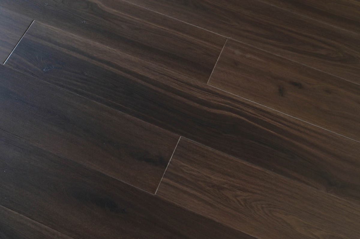 A close up of Deep Walnut TFSPC902 9mm vinyl flooring from Toucan.