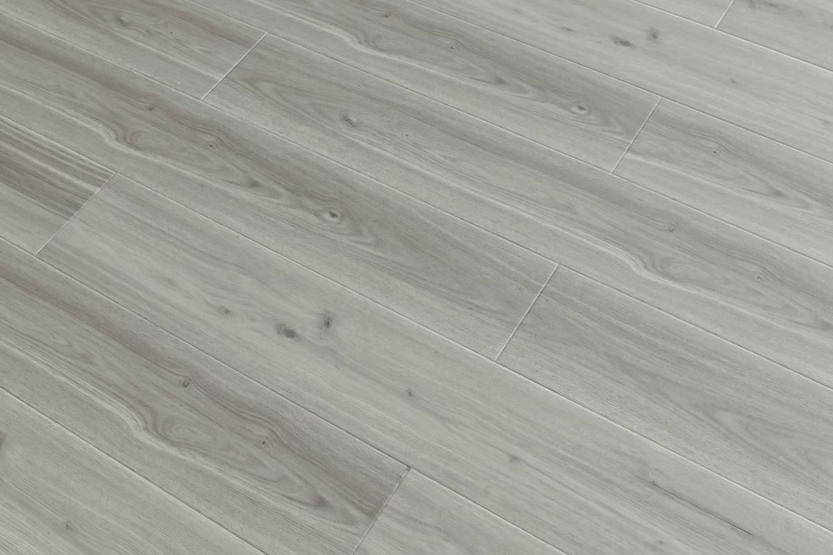 A close up of Sawn Maple TFSPC904 9mm vinyl flooring from Toucan.