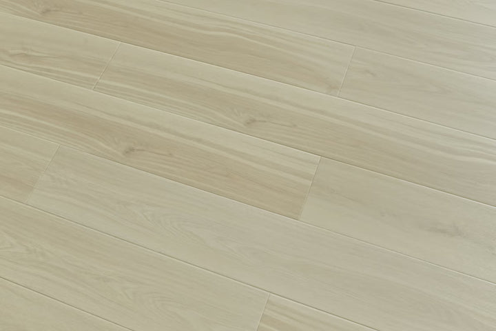 A close up of Windstorm TFSPC912 9mm vinyl flooring from Toucan.