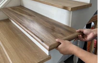  Flooratworks provides stylish and lifelike reproductions of real wood surfaces of vinyl stair sets 