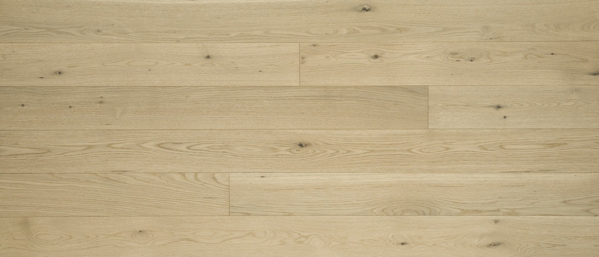 A close up of Wheat Berry planks from VIDAR premium American Oak engineered hardwood flooring.
