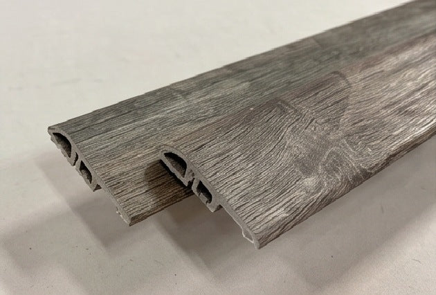 MOLDINGS