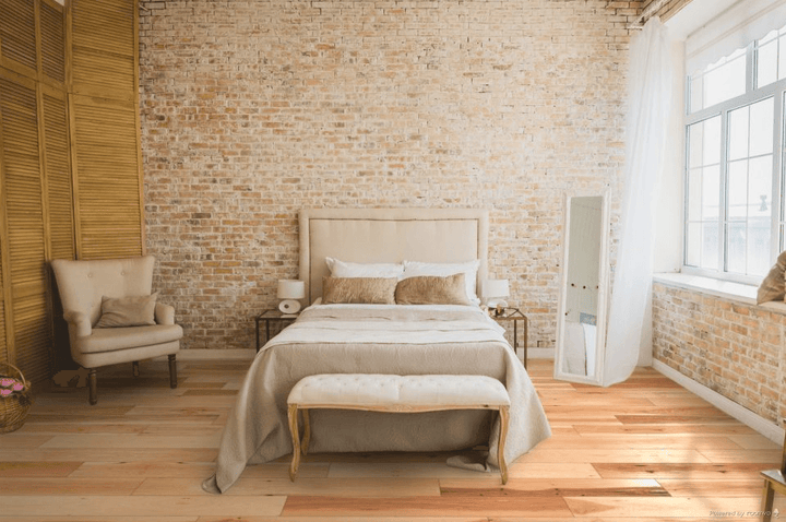 Golden Sands engineered hickory hardwood flooring installed in a modern interior with wide 7-1/2" planks & 2mm Veneer. Canada-wide delivery Available. 