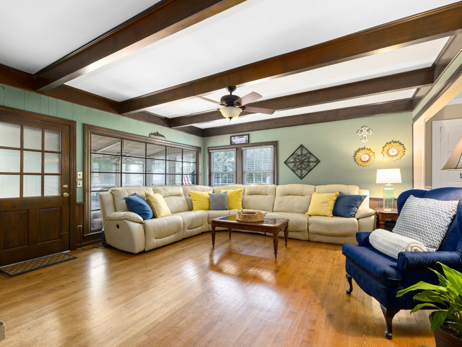 Retirement living room with commercial vinyl flooring. 