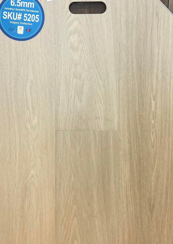 Close-up showing the texture and color of 5205 Riche 6.5mm vinyl flooring.