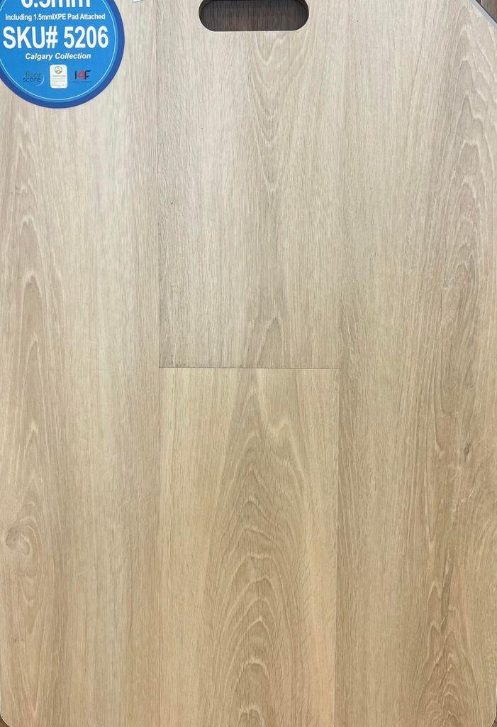 Close-up showing the texture and color of 5206 Riche 6.5mm vinyl flooring.