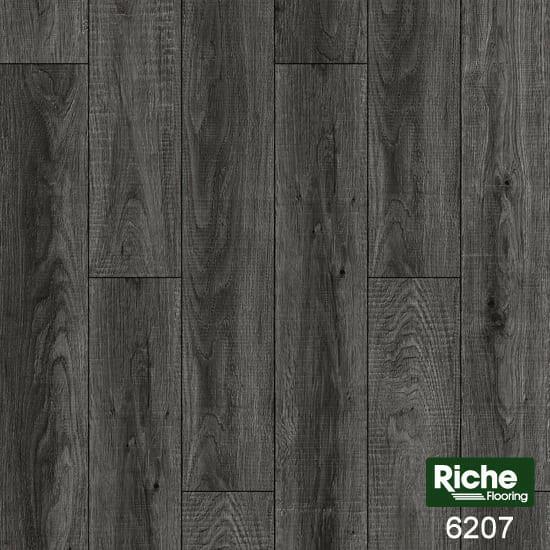 A close up showing the textures and colours of 6207 - Riche Vinyl 8mm Montreal Collection.