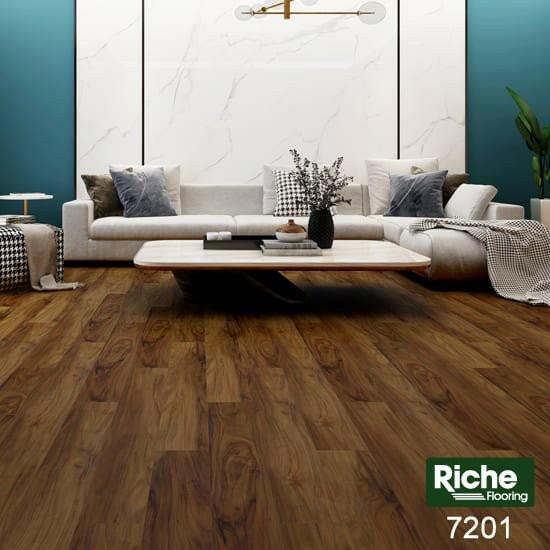 A modern living room which displays the beautiful look of Riche 9mm vinyl flooring.