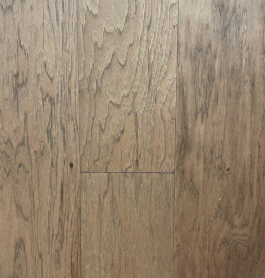 Close-up of BAYSIDE HK1331 - Green Touch 7-1/4" x 3/4" Hickory engineered hardwood flooring sample. Available at Advanced Flooring Waterloo. 