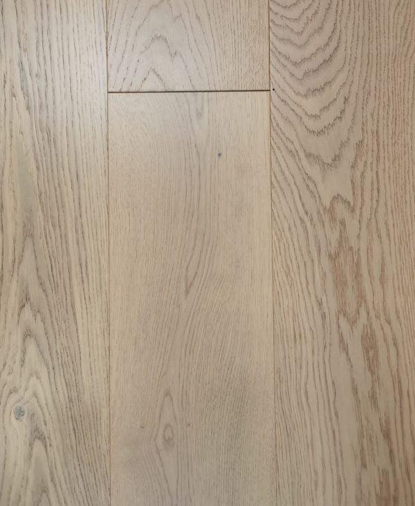 A close-up of Havana European Oak 7.5" Engineered Hardwood from Riche.